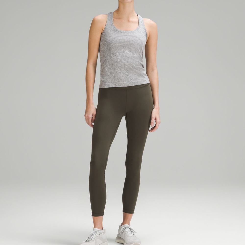 Wunder Train Contour Fit High-Rise
Tight 25" color Army Green - Picture 3 of 7